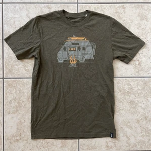 T-Shirt PrAna Manica Corta Uomo Small Will Viaggiatore 2 Marrone Camp Life - Foto 1 di 20