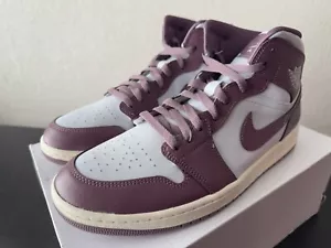 Air Jordan 1 Mid 'Sky J Mauve' BQ6472-050 donna 12 senza coperchio - Foto 1 di 8