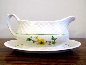 Enoch Wedgwood Gravy Boat with 2 Under Plates - Jacquelin Pattern - Picture 1 of 6