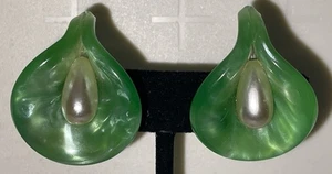 Vintage Gold Tone Green Lucite Clip On Earrings Jewelry JDU-12 - Picture 1 of 7