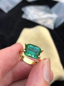 4.5 Carats Natural Green Tourmaline Cushion cut Loose Stone - Picture 1 of 6