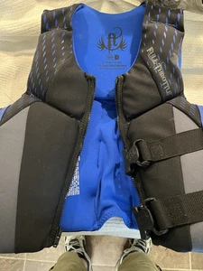 Full Throttle Character Life Vest - Youth 50-90lbs - Black/Blue- VGUC - Picture 1 of 6