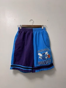 Pantalones Cortos Grandes Charlotte Hornets NBA Años 90 De Colección Hechos en EE. UU. - Imagen 1 de 12