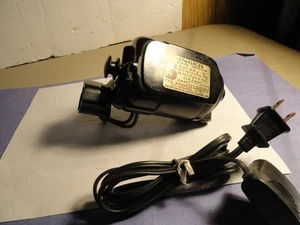 *RARA* MÁQUINA DE COSER CANTANTE 1936 - 1948. DE CANADÁ SER.JC270386 CABLE SOPORTE MOTOR - Imagen 1 de 14