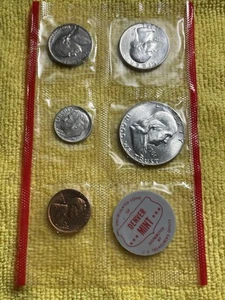 1961-Denver and Philadelphia mint set - Picture 1 of 5