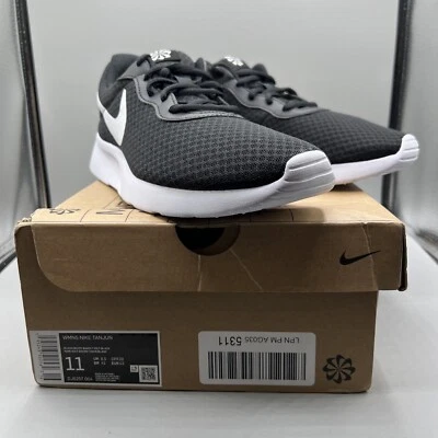 Nike Tanjun Donna Nero/Bianco-Appena Volt-Nero (DJ6257 004) - Immagine 1 di 4