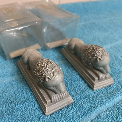 2 Löwen - Veranda - Einfahrt - Zierlöwen - The Dolls House Emporium Collection - Bild 1 von 4