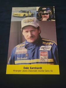 1986 Dale Earnhardt Sr. Wrangler foto promocional en color buen estado - Imagen 1 de 4