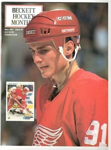 Sergei Fedorov 1ª edición | Beckett Hockey Guide #7 mayo 1991 | Al MacInnis atrás  - Imagen 1 de 2