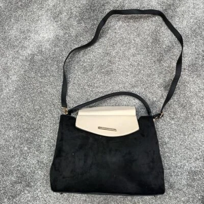 DOROTHY PERKINS BLACK SUEDE HANDBAG NUDE LEATHER SHOULDER BAG BIG CARRY Y2K - Image 1 of 4