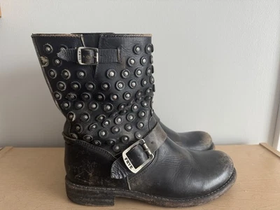 Botas Frye Jenna Corte Tachuelas Cuero Negro Envejecido Mujer’s 8 Foto 1 de 4