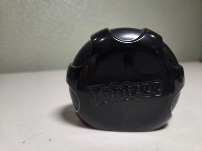 Yahtzee Repuesto Negro Dados Taza Contenedor Agitador Con Dados Sellados Foto 1 de 4