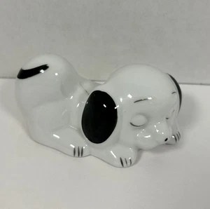 VTG MCM Ceramic White & Black Sleeping Dog Puppy Figurine Decor Small 70's 80's - Picture 1 of 6