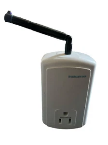 INSTEON Signalinc RF2442 SmartHome Pass through Receptacle - Picture 1 of 4