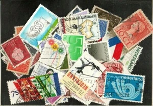 COLLECTION / PACK *** NETHERLAND - 100 DIFFERENT STAMPS.. - Bild 1 von 1