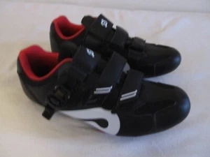 Peloton Cycling Shoes With Cleats Size 40 Black Red Good Condition Pre Owned - Picture 1 of 7