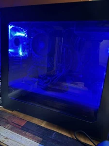 Gaming PC + 2 Samsung Curved Monitore + gaming Zubehör - Bild 1 von 4
