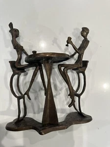 Bronze Abstrakt Statue Mann & Frau trinkt Wein im Café Tisch Skulptur - Bild 1 von 14