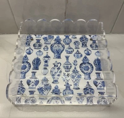 Chinoiseire Acrylic Scalloped Tray with Magnetic Mat - Customizable for Photos - Image 1 of 4