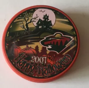 2007-2008 Happy Halloween Minnesota Wild Season Holiday Series Hockey Puck - Picture 1 of 2