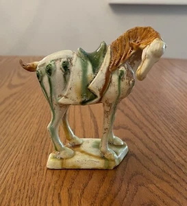 Estatuilla de caballo de guerra dinastía Tang de cerámica 5"" de alto (3) - Imagen 1 de 5