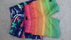 Pantaloncini da tavola Hurley/Carter's ragazzo taglia 3T nuoto surf tronchetti usati - Foto 1 di 3