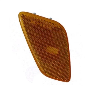 Omix 12401.08 Side Marker Light Fits 97-06 Wrangler (TJ) - Picture 1 of 2