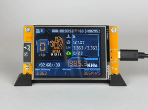 1007 KH/S - Bitcoin Nerdminer - 2,8 Display inkl. Ständer - NM Miner/ Nerd Miner - Bild 1 von 3