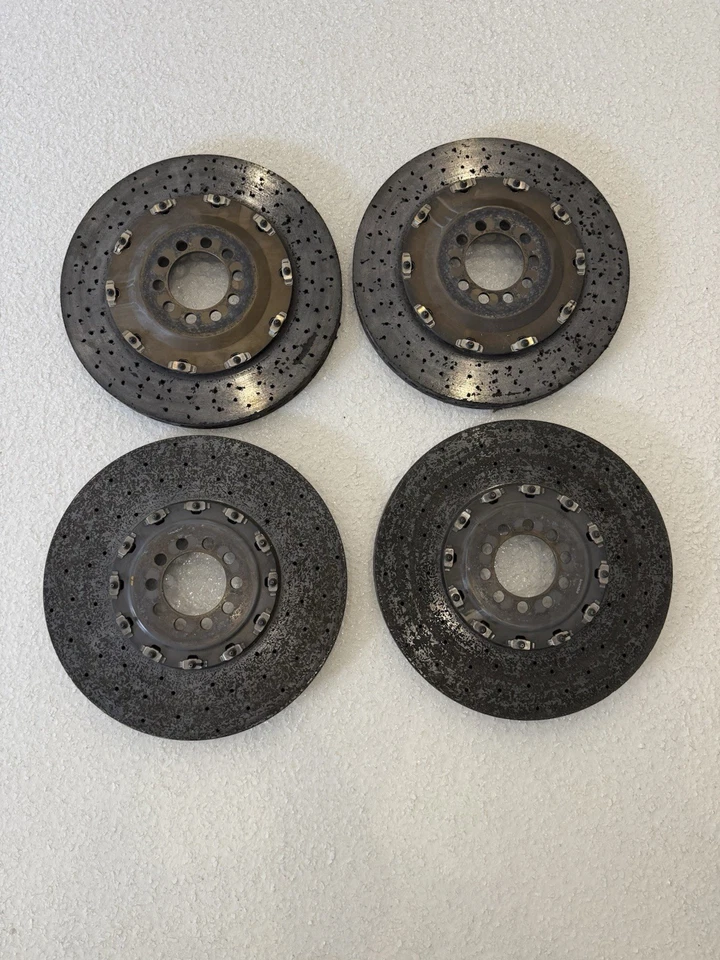 Комплект передних и задних тормозных дисков Ferrari 488 Challenge - Изображение 1 из 2