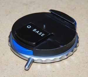 Novoflex Q-Base Schnellkupplung / Stativkupplung, gut mit Gebrauchsspuren     - Bild 1 von 7