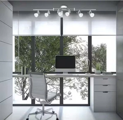 Kit de iluminación LED integrado cromado Hampton Bay 6 luces 4 pies Foto 1 de 3