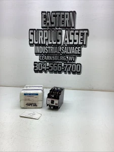 Eaton Cutler Hammer Type M Relay D26MRD40A1 Coil 120VDC NIB - Picture 1 of 6