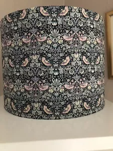 Paralume 20 cm/30 cm/40 cm in prato Liberty di Londra Tana 'Ladro di fragole' - Foto 1 di 3