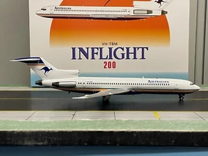Inflight200 1:200 Australian Airlines Boeing 727-200 VH-TBM (IF-CAM-722-TBM) - Picture 1 of 11
