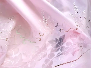 Mantel de banquete rosa vintage con uvas y enredaderas bordadas y transparentes YY977 - Imagen 1 de 8