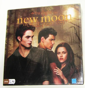 Twilight Brettspiel NEW MOON in versiegelter Box 2010 Karten Würfel BRANDNEU - Bild 1 von 2