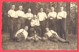 DEUTSCHE MÄNNER UND Holz Bowling VINTAGE FOTO PC. Gebraucht UK 2585 - Bild 1 von 2