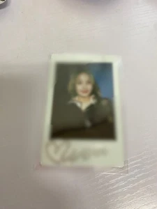 TRAJE MAKESTAR KIOF KISS OF LIFE KISSOFLIFE EVENTO AUTOGRAFIADO BELLA POLAROID RARO - Imagen 1 de 1