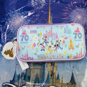 Stoney Clover Lane doppelseitige kleine Reißverschlusstasche Disneyland 70th Anniversary - Bild 1 von 3