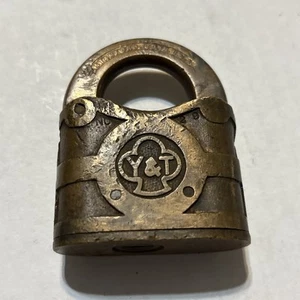 ANTIQUE YALE & TOWNE MFG CO BRASS PADLOCK CLOVER LOGO - NO KEY - Picture 1 of 5