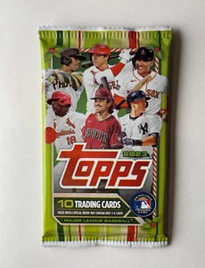 Paquete de 10 tarjetas selladas de fábrica de béisbol Topps Holiday 2023 de mega caja - Imagen 1 de 2