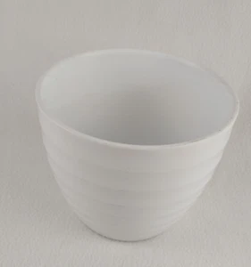 White Ceramic Ribbed Pattern Planter Germany No Drainage 923-TC 5.25 Inches Tall - Picture 1 of 3