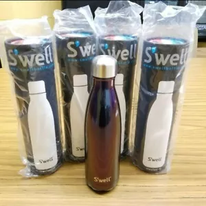 Swell Bottiglia d'acqua in acciaio inox isolata sottovuoto 17 oz, SUPERNOVA - Set di 4 - Foto 1 di 3