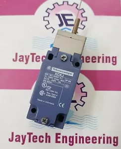 Interruptor de límite Telemecanique XCKJ - Imagen 1 de 7
