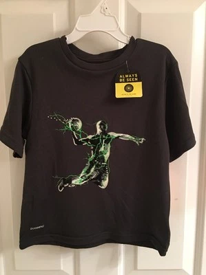 NUEVO CON ETIQUETAS-Camiseta Negra Chicos C9 Champion Graphic Tech-Talla XS 4-5 Foto 1 de 4