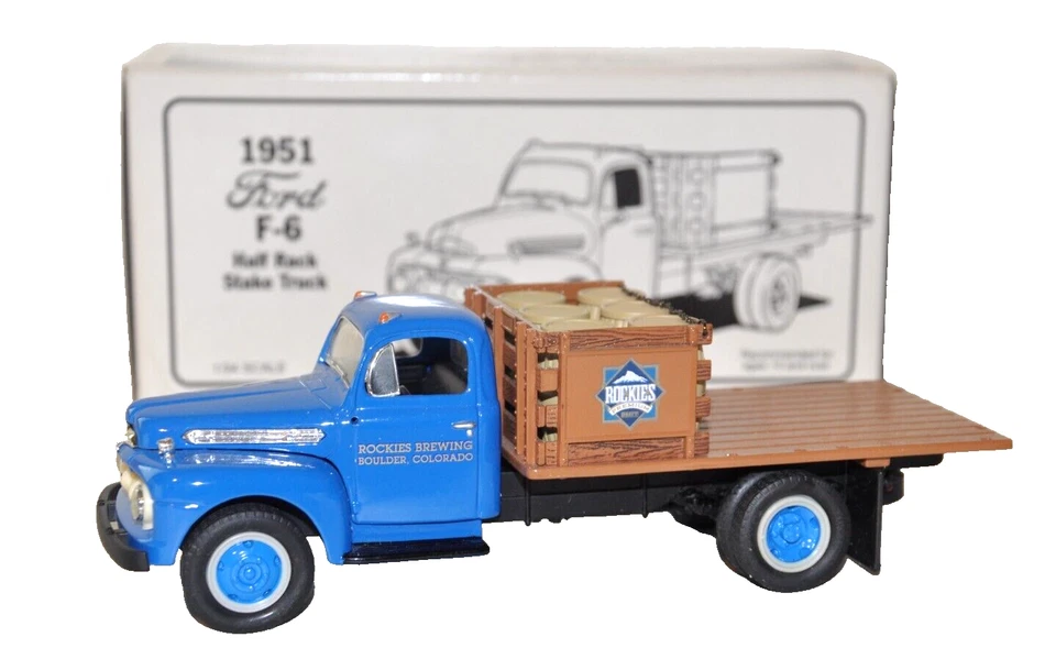 Camión de estacas Ford F-6 1951 First Gear escala 1:34 (Rockies Brewing) Foto 1 de 4