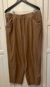 Athleta Women’s XL Tan Sweat Pants 93% Cotton 7% Spandex Back Pockets - Picture 1 of 6