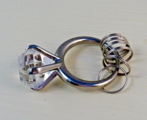 Schlüsselanhänger silberfarben Diamant Hochzeit Verlobungsring für 6 Schlüssel - Bild 1 von 3