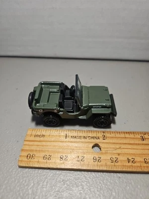 Camión de juguete diecast Jeep Willys 2009 Matchbox '43 militar OD GREEN 1:64 Foto 1 de 4