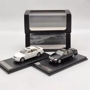 1/64 Toyota CROWN 12th Car Models Diecast Toys Collection Black/White Gifts DCM - Imagen 1 de 14